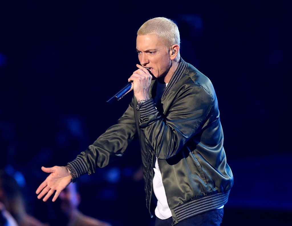 NFL was 'aware' Eminem was going to kneel during Super Bowl halftime  performance, rep says