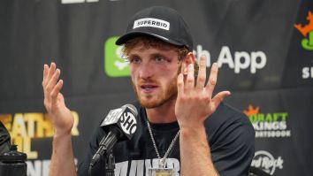 Logan Paul Says He’s Suing Floyd Mayweather After Not Being Paid For Their Fight