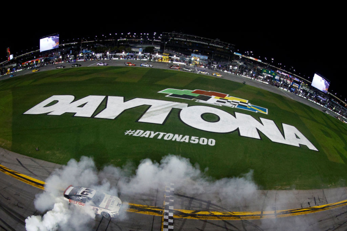 Sports World Reacts Daytona 500 Crushes NBA AllStar Game In Ratings