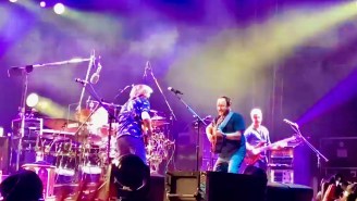 Dave Matthews Joined Phish On Stage In Mexico For The First Time In 26 Years (Videos)