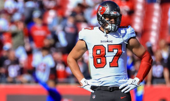 This Is The QB Rob Gronkowski Wants To Play With Besides Tom Brady