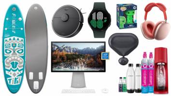 Daily Deals: HP Desktops, Theragun Minis, SodaStream Bundles And More!