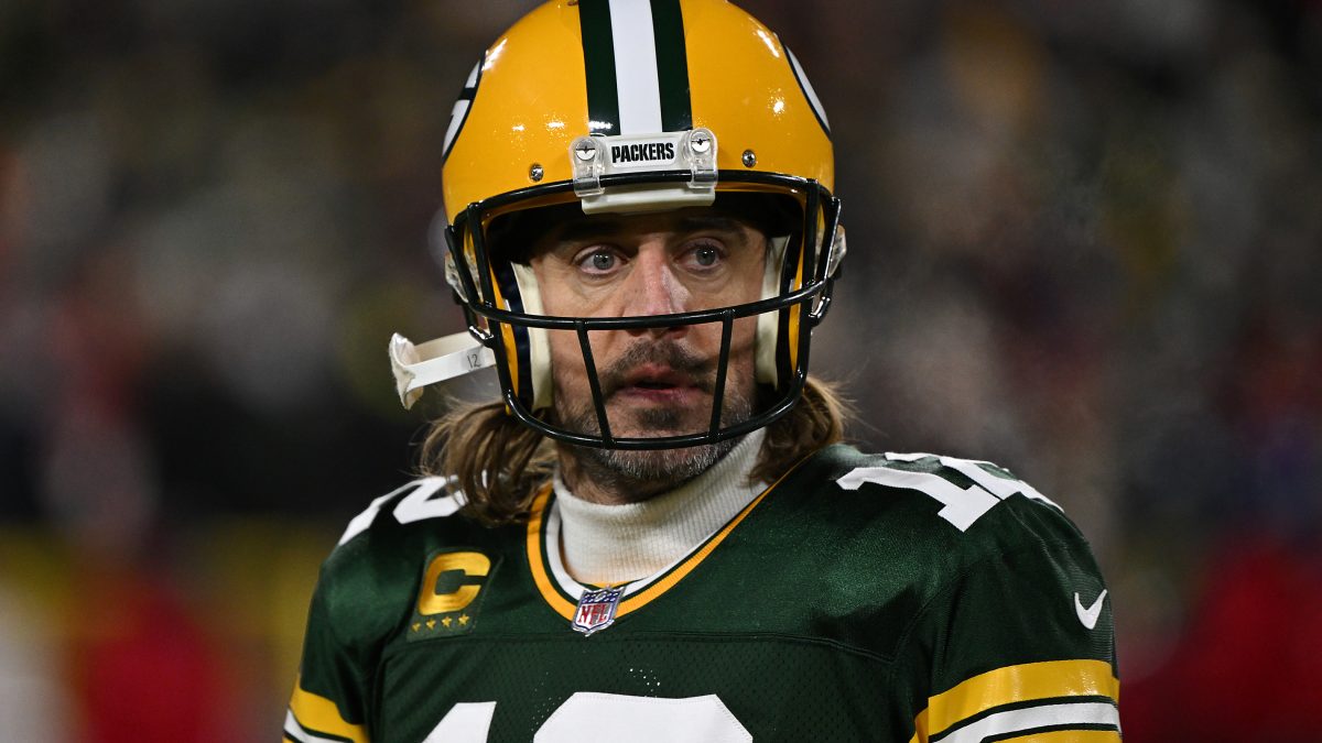 Packers Make Their Offer To Aaron Rodgers And It Could Make Him The NFL
