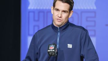 New York Giants Reportedly Expected To Pursue Surprising Quarterback In Free Agency