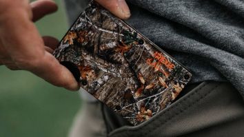 The Ridge And Realtree Just Released A Seriously Cool Camouflage Wallet