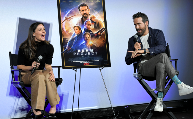 Ryan Reynolds Is Stumped When A Kid Asks Him About Kissing in Movies