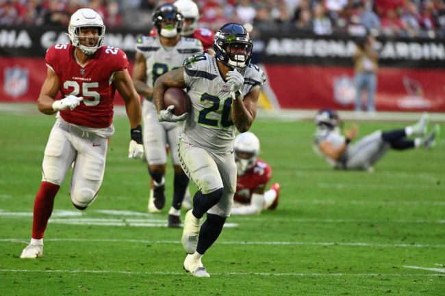 seattle-seahawks-re-sign-former-first-round-pick