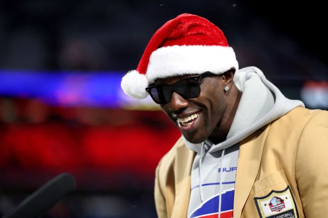 terrell-owens-reportedly-returning-football