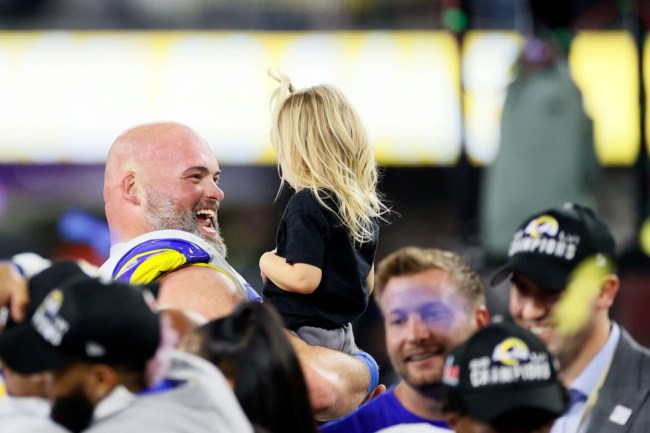 Andrew Whitworth Tells Kids He's Retiring Right After Winning Super Bowl