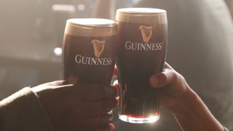 How To Give A Proper Guinness Toast That Everyone Will Remember After The Clink
