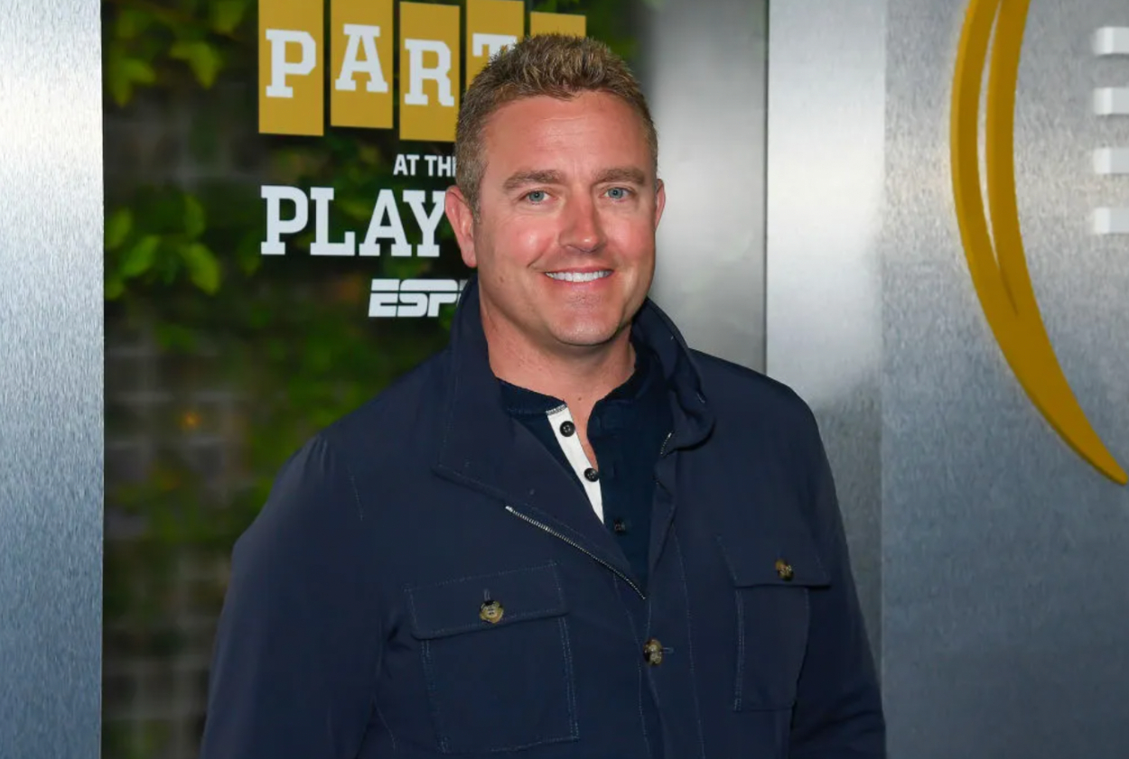 nabs ESPN's Kirk Herbstreit as NFL analyst for 'Thursday Night  Football' 