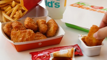 McDonald’s Is Bringing Back A Dipping Sauce That Caused Mass Chaos The Last Time It Was Released
