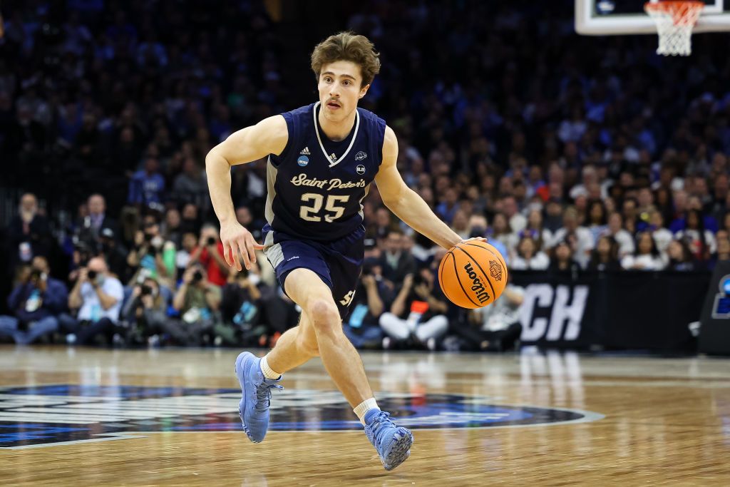Doug Edert Finds New Team In Transfer Portal After Cinderella Run