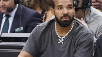 Drake Was Spotted Wearing A New Diamond Necklace And The Price Is Mind Blowing
