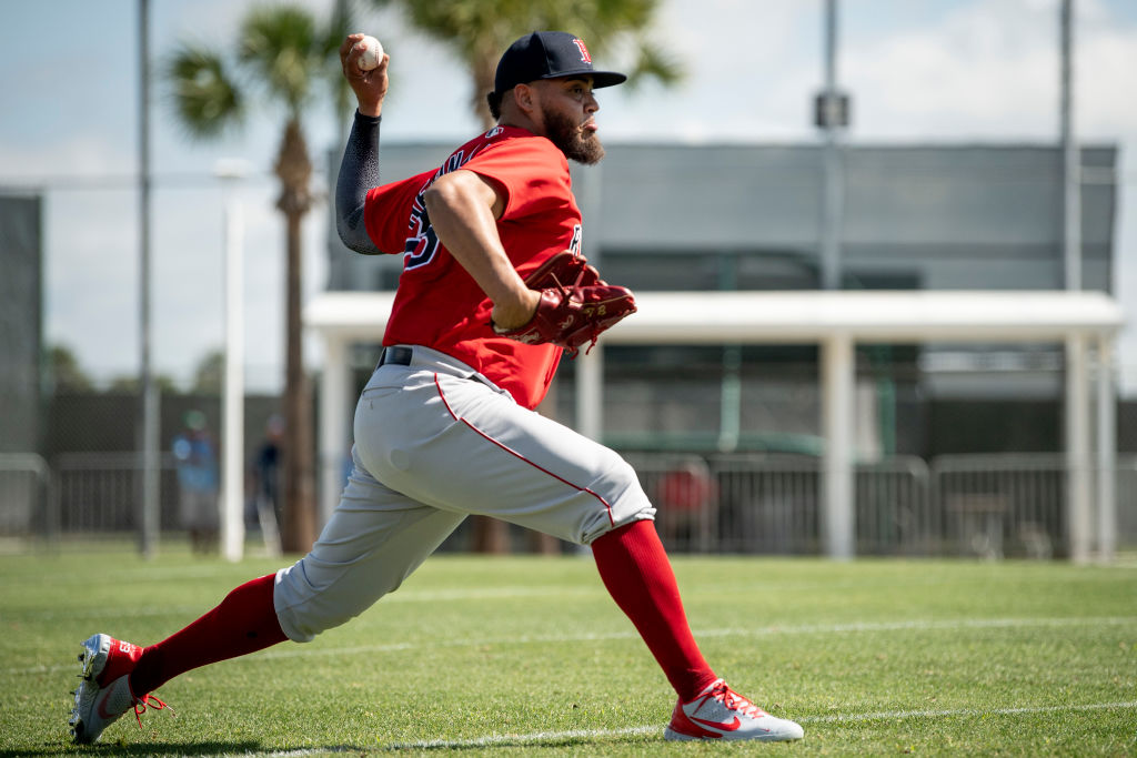 Darwinzon Hernandez Strikes Out 3 Batters On Only 8 Pitches