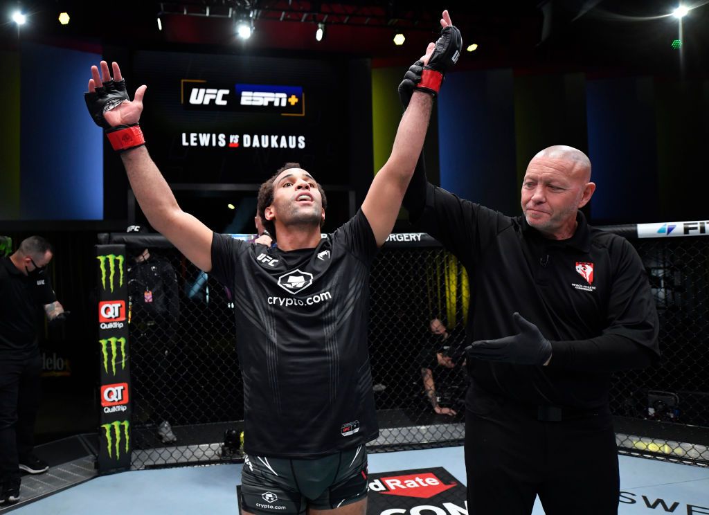 Jordan Monkey UFC Fighter Jordan Leavitt Bet On Himself In His Fight On Saturday