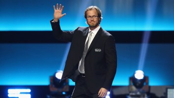 Ex-NHL Star Chris Pronger Shares The Best And Worst Parts About Traveling As A Pro Athlete