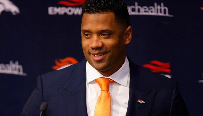 Broncos OT Compares Russell Wilson To Michael Jordan And Kobe Bryant