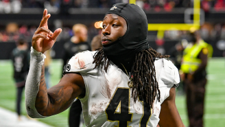 Alvin Kamara Shows Off His Ridiculous Strength And Balance During Insane Offseason Workout