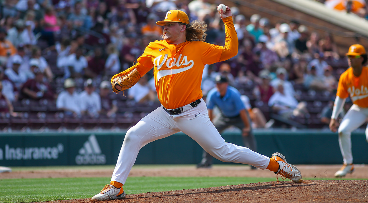 Tennessee pitcher throws fastest pitch in college baseball history