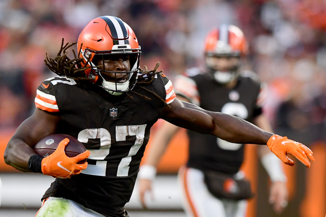Kareem Hunt's Tree Trunk Legs Go Viral In Photo From Browns Workout