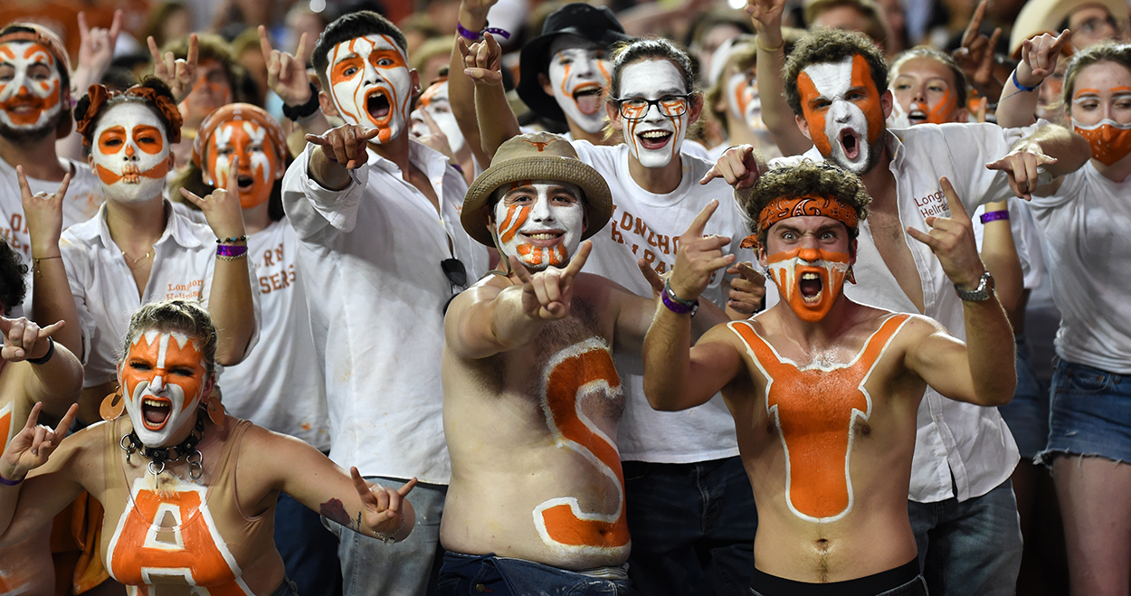 Texas Football Fans Melt Down After Losing Top WR Recruit To Louisville