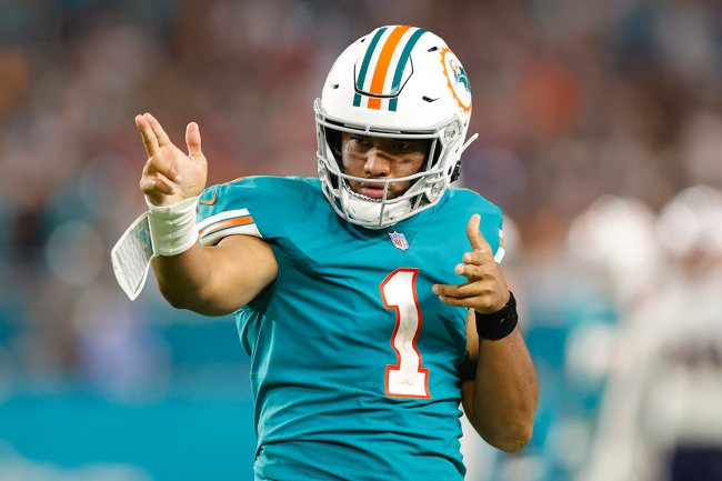 Tua Tagovailoa-Miami Dolphins-No. 13-Just a Minute - Sports Illustrated  Alabama Crimson Tide News, Analysis and More