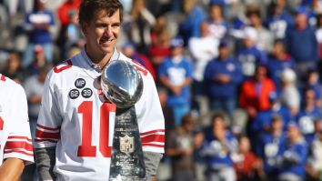 Eli Manning Roasts The New England Patriots While Honoring Robert Kraft