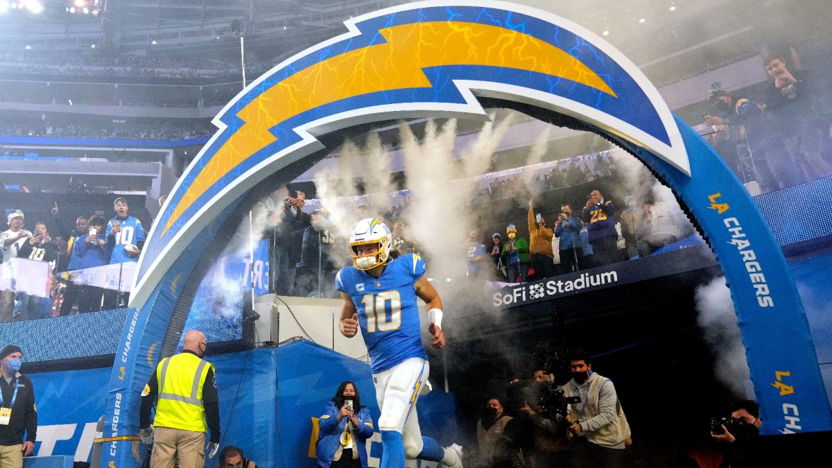 Chargers Troll Raiders Fans With Easter Egg In Schedule Video