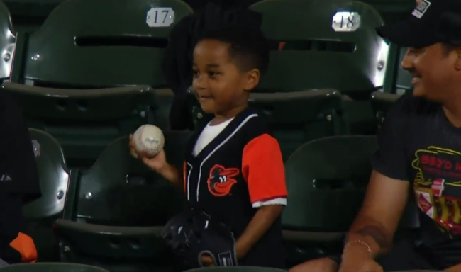 Little Orioles Fan Throws Ball On The Field Fans Rally To Get It Back