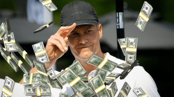 NFL Fans React To Tom Brady’s Record Shattering 10 Year, $375 Million Contract With Fox