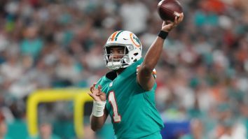 Tyreek Hill’s Latest Comments On Tua Tagovailoa Won’t Instill Dolphins Fans With Much Confidence In Their QB’s Arm