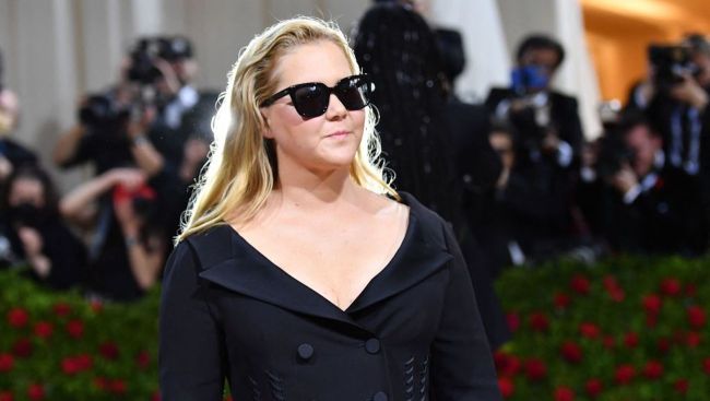 Amy Schumer Has Unleashed More Cut Oscars Jokes On Humanity