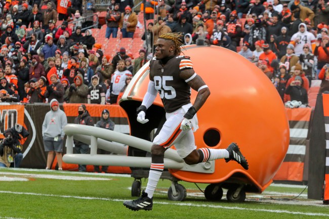 NFL Fans Rip Apart Browns For Puzzling David Njoku Deal