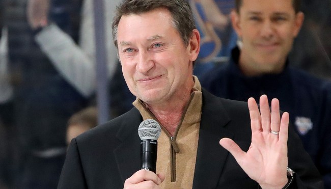 Wayne Gretzky Will 'Crush Beers' At Hotel Until 5 A.M/ After Broadcasts
