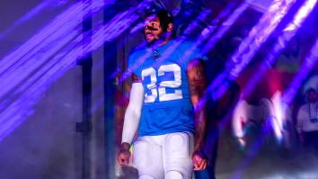 Lions RB D’Andre Swift Looks Absolutely Jacked As Team Publicly Calls Him Out To Play Through Pain