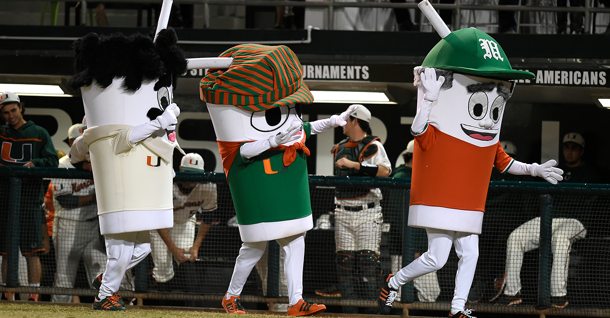 LOOK: Miami serving insane milkshake at college baseball regional this  weekend - On3