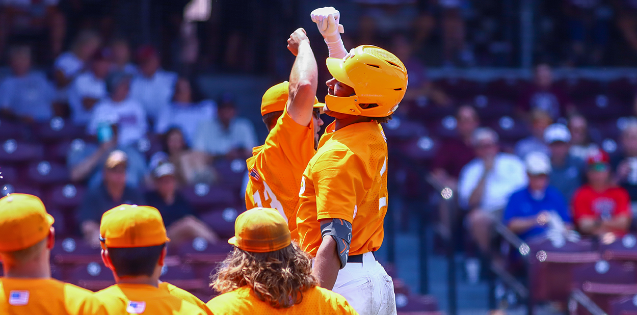 Tennessee baseball: Trey Lipscomb wears fur cleats in NCAA Regional