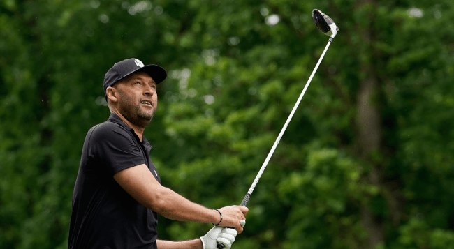 Derek Jeter Wins Golf Tournament Chats Daps Up Young Fan Viral Video