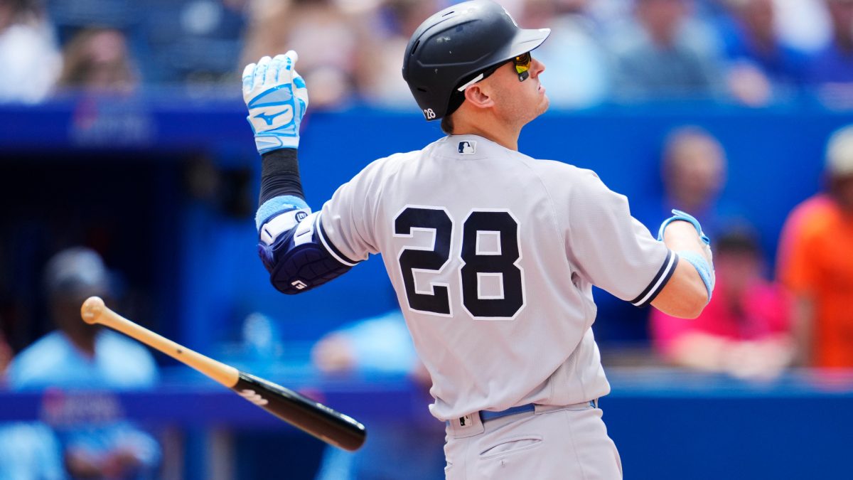 New York Yankees fans frustrated as Josh Donaldson bobbles easy grounder  leading to huge deficit against Boston Red Sox: Dude is beyond washed