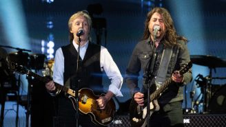 Legend Paul McCartney Brings Dave Grohl On Stage For Epic 1st Performance Since The Passing Of Taylor Hawkins
