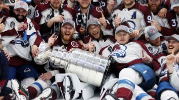 Fans Crack Up After The Colorado Avalanche Need Just Ten Minutes To Destroy The Stanley Cup