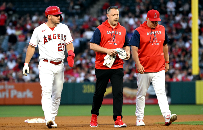 MLB World Reacts To Angels Losing 13th In A Row Mike Trout To Injury