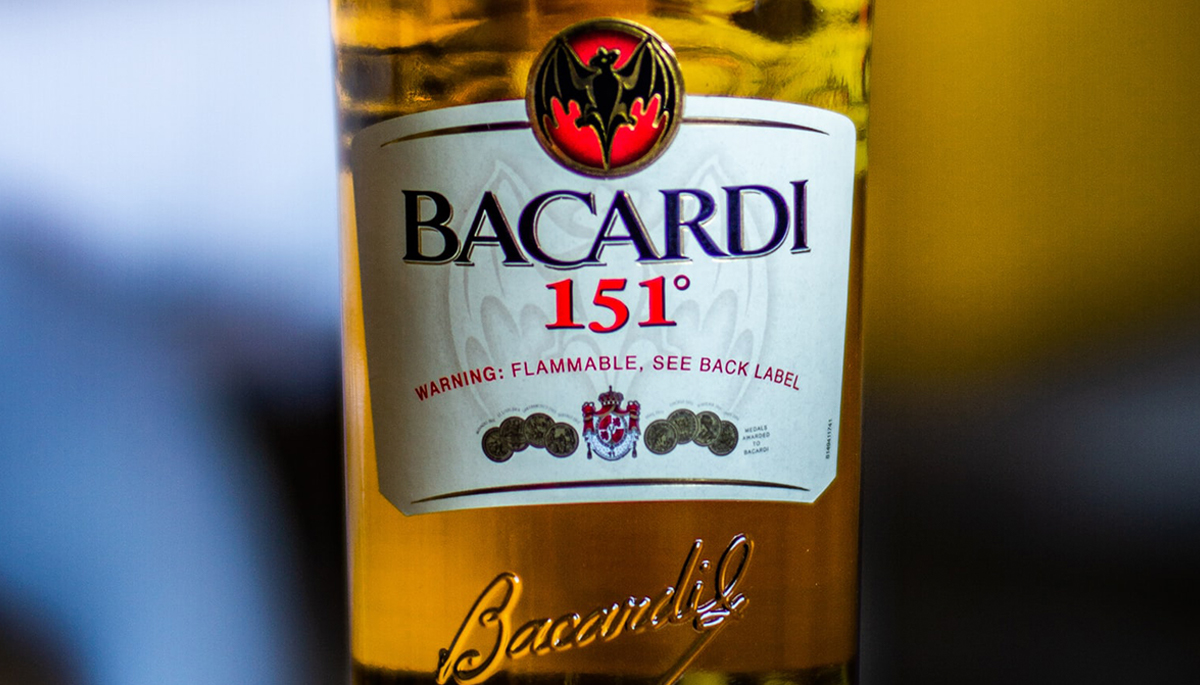 Бакарди 151. Bacardi 151. Бакарди 151 горлышко. Дон бакарди. Хри бакарди.