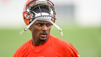 Deshaun Watson’s Lawyer Says QB Tried To Settle All Of His Civil Lawsuits In Order To Be Traded To 1 Team