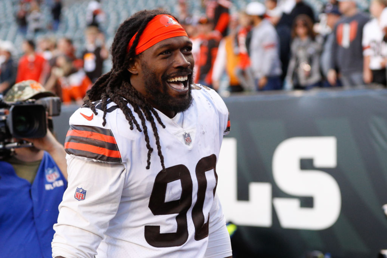 Browns' Jadeveon Clowney emotional in first game back in Houston: 'I  started to cry' 