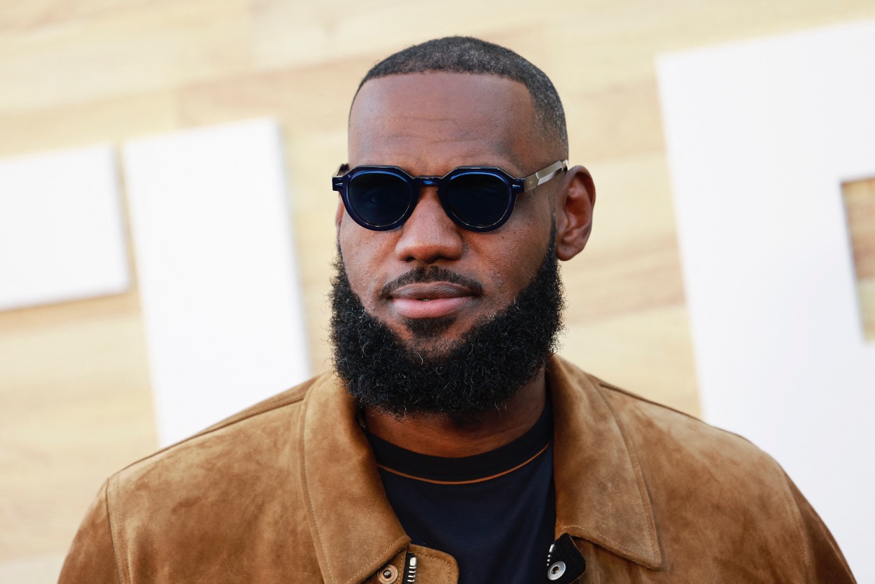 Fans React To LeBron James Becoming First Active NBA Player Billionaire
