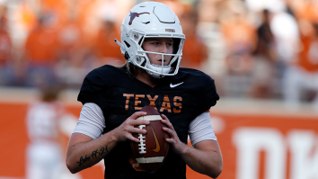Quinn Ewers And His Mullet Looks Like The Ultimate Starting Quarterback At Texas In New Team Photo