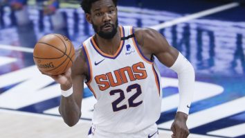 Phoenix Suns Fans Are More Than A Little Annoyed After Reports Team Could Lose Deandre Ayton For Nothing