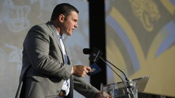 Tony Boselli’s Story About His Pro Football Hall Of Fame Induction Is Guaranteed To Make You Shed A Tear
